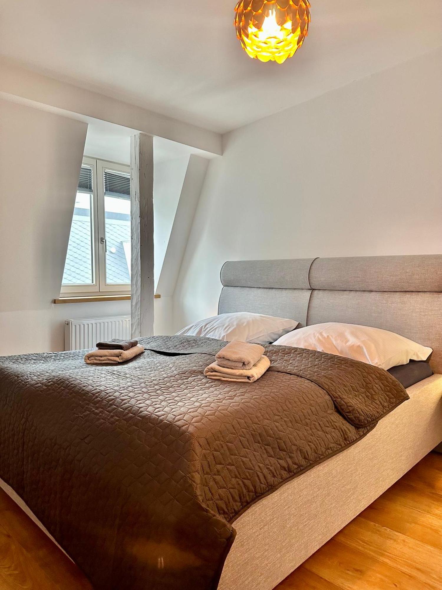 Modernes City-Apartment Mit Blick In Den Park Und 2 Baeder H9 Oldenburg Eksteriør billede