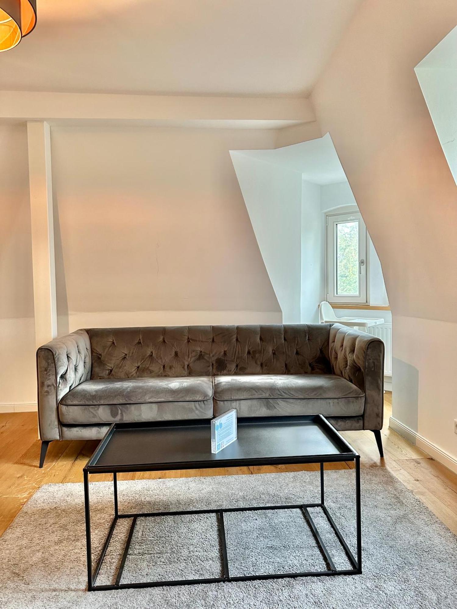 Modernes City-Apartment Mit Blick In Den Park Und 2 Baeder H9 Oldenburg Eksteriør billede