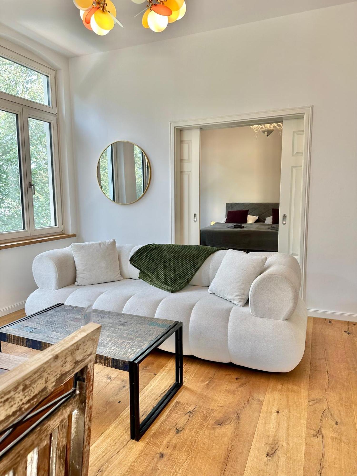 Modernes City-Apartment Mit Blick In Den Park Und 2 Baeder H9 Oldenburg Eksteriør billede