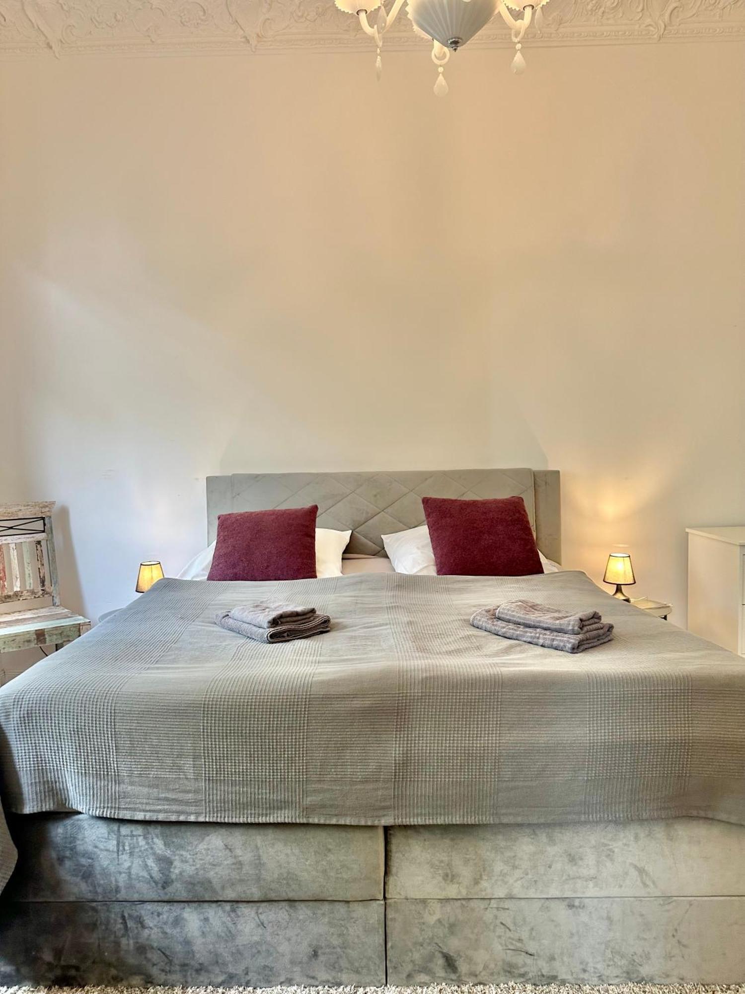 Modernes City-Apartment Mit Blick In Den Park Und 2 Baeder H9 Oldenburg Eksteriør billede