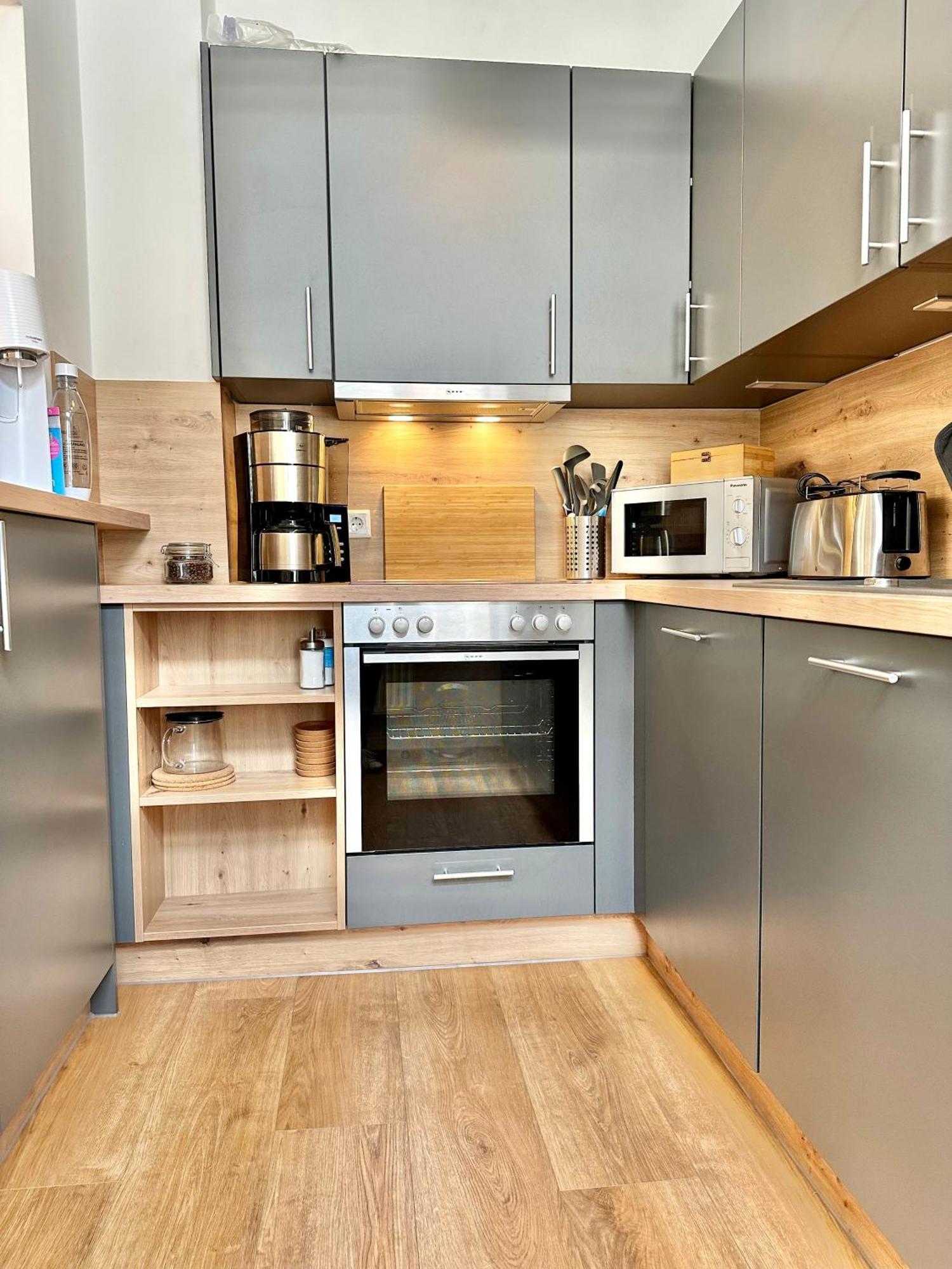 Modernes City-Apartment Mit Blick In Den Park Und 2 Baeder H9 Oldenburg Eksteriør billede