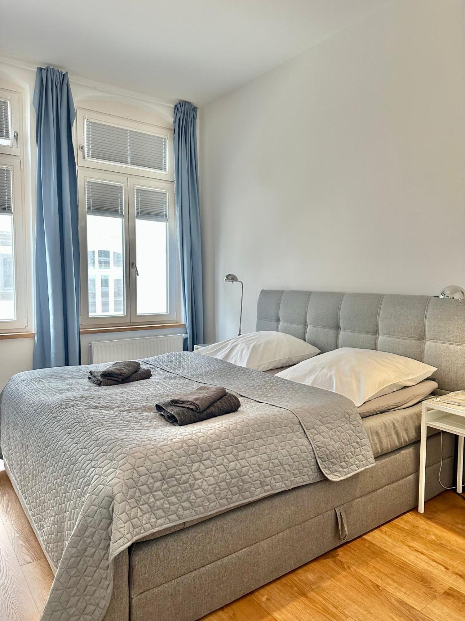 Modernes City-Apartment Mit Blick In Den Park Und 2 Baeder H9 Oldenburg Eksteriør billede