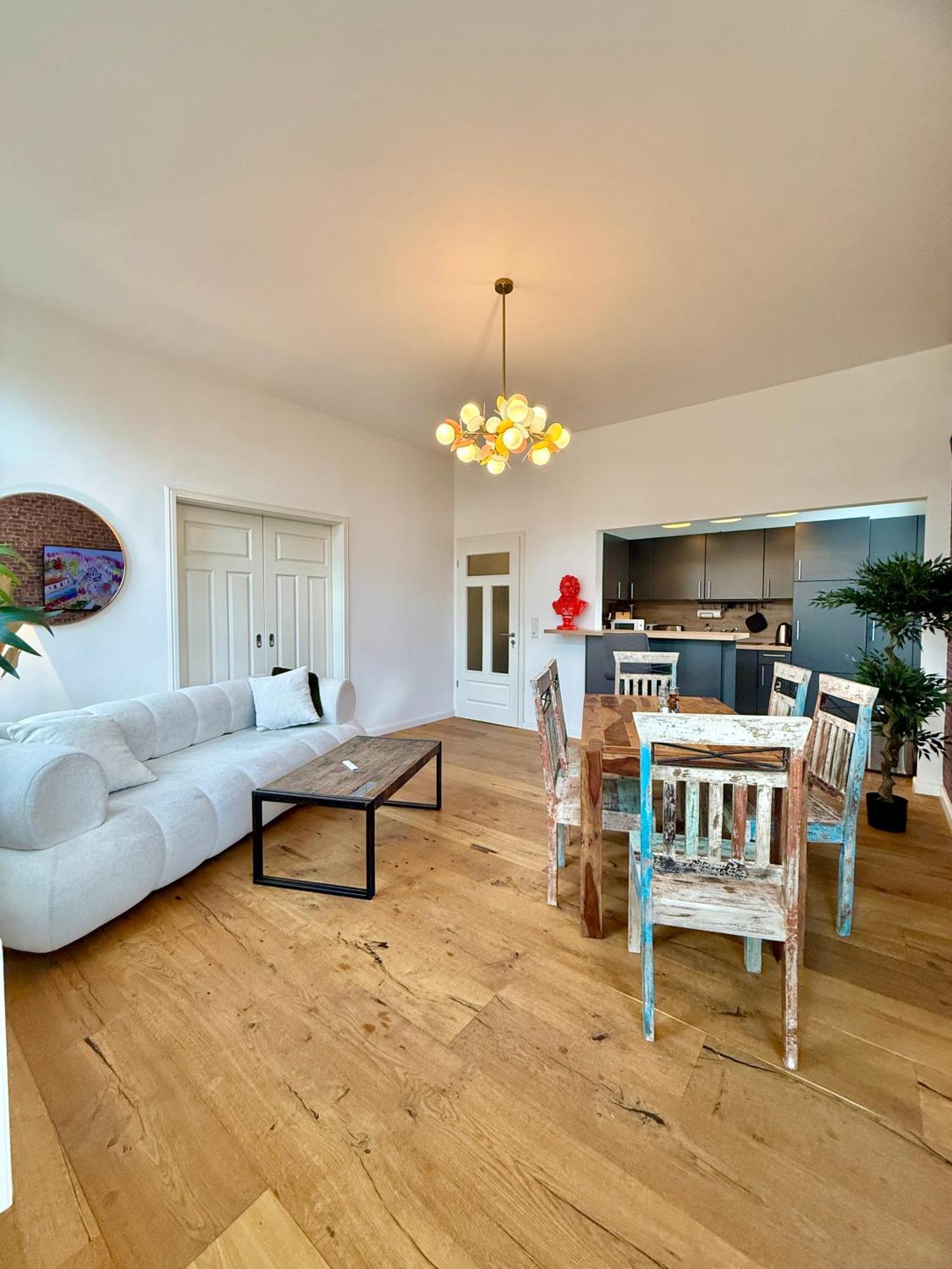 Modernes City-Apartment Mit Blick In Den Park Und 2 Baeder H9 Oldenburg Eksteriør billede